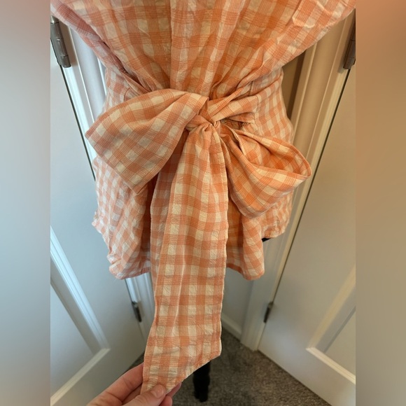 NWT Max Studio Peach Gingham Women's button down  sleeveless collared top - Picture 4 of 7